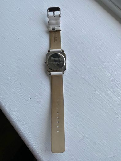 Bench women ladies watch in good condition