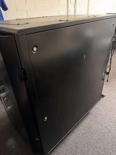 acoustic server/rack cabinet