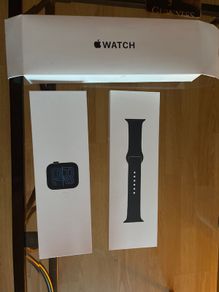 Apple Watch SE 3rd Generation With Band and Magnetic Fast Charger to USB C Cable 1m