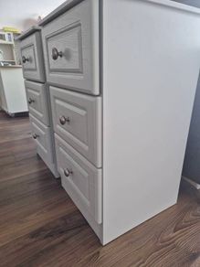 Bedside lockers