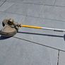 Dewalt strimmer Image 3