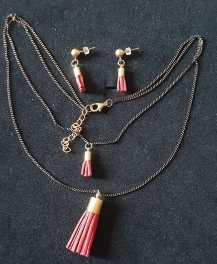 Brand New Necklace and sets( any 2 for 5 )