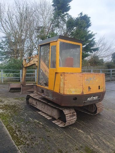 Hanix 4.5 ton Digger
