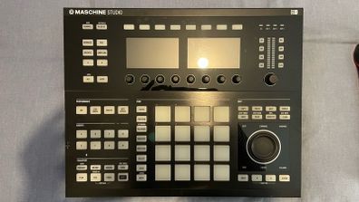 Maschine Studio Workstation
