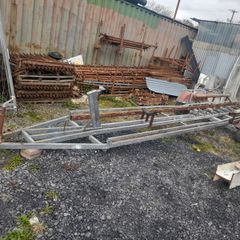 Boat trailer