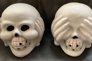 Halloween LED Ceramic Skull 15cm