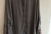 Women's Embroidered Shirt