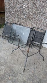 Garden Table & 4 chairs
