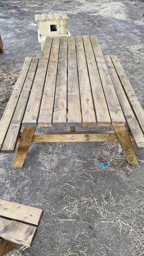 Pinic Benches