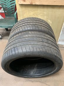 295/35/21 tyres