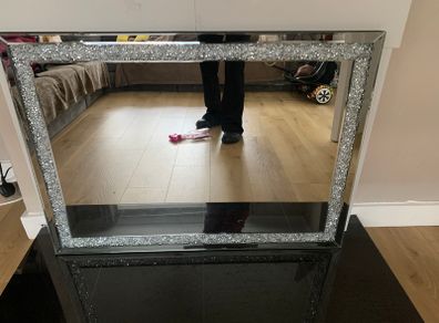 Mirror, table and lampshades