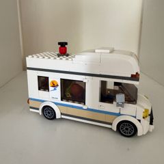 Lego City 60283 Holiday Camper Van