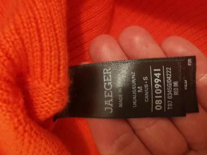 jaeger wool+cashmere sweater