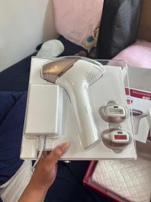 Philips Lumea IPL 9000 Series - Tested Once - Excellent Condition
