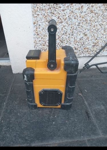 Reka Rugged DAB Radio
