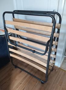 folding guest bed