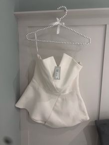 Beautiful Ivory Top BNWT River Island