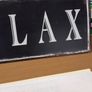 Sign "relax" Image 3