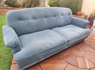 3 seater couch. Ikea Esseboda Tallmyra blue with dark wooden legs