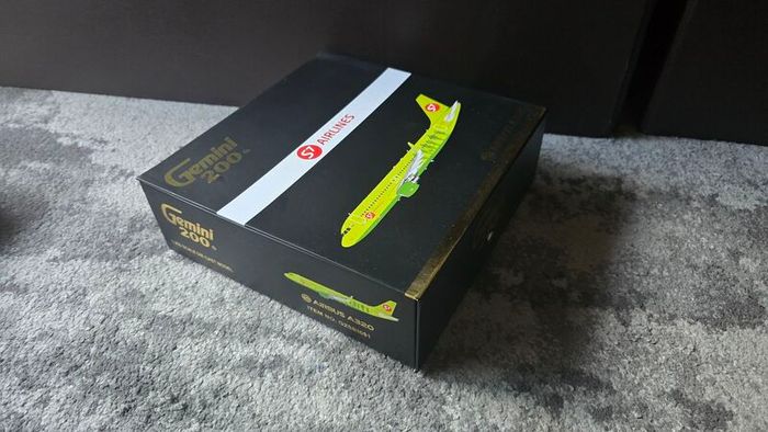 Gemini Jets 1:200 Gemini200 S7 Airlines Airbus A-320