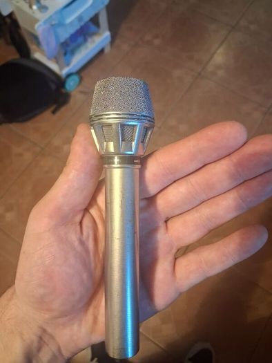 microphones