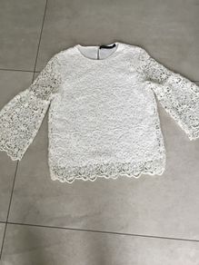 ladies Zara white lace top. Size XS/ 6-8