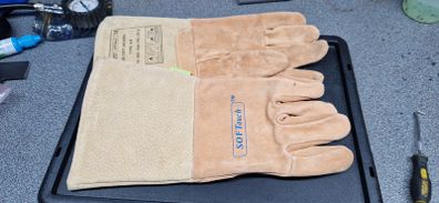 Welding Gloves NEW
