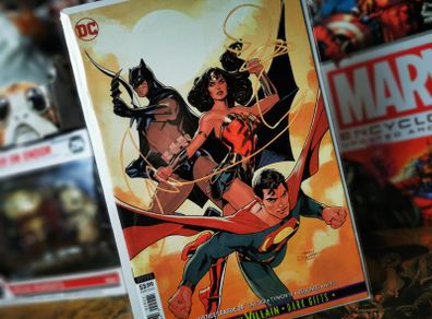 Justice League ! Issue #29 ! Terry & Rachel Dodson Cover Variant ! 2019 ! by DC Comics !