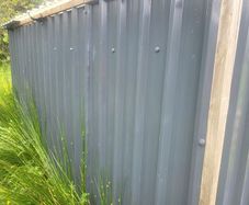 Galvanised sheeting box style