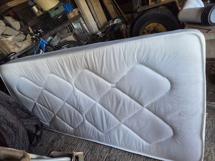 Single Mattress