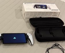 Playstation portal + Venom case