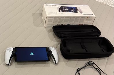 Playstation portal + Venom case