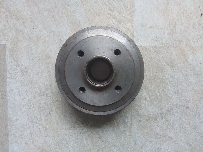 Peugeot 205 GTI / 309 Rear Hub.