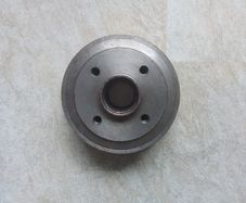 Peugeot 205 GTI / 309 Rear Hub.