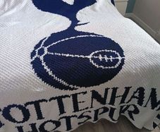 King size handmade Tottenham Hotspur crochet blanket