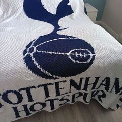 King size handmade Tottenham Hotspur crochet blanket