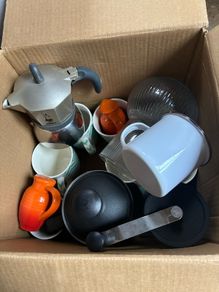 Random kitchen utensils