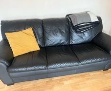 Black leather 3 piece suite