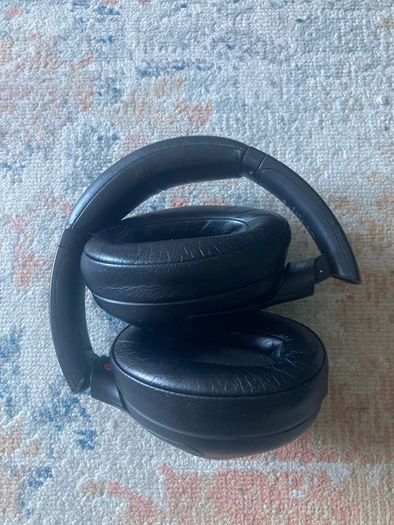 Sony WH-XB900N wireless headphones