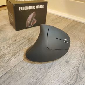 Wireless ergonomic mouse