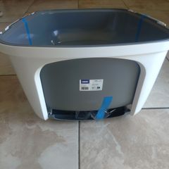 cat litter tray