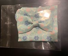 Banana and bow tie for dog or cat