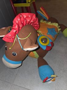 Giddy up and play horse