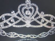 main image for ad Bride's Designer Crystal Head Piece Vintage