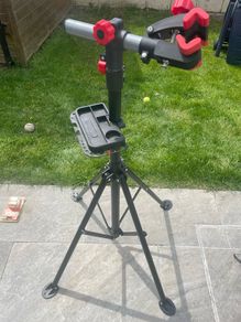 Bike repair stand