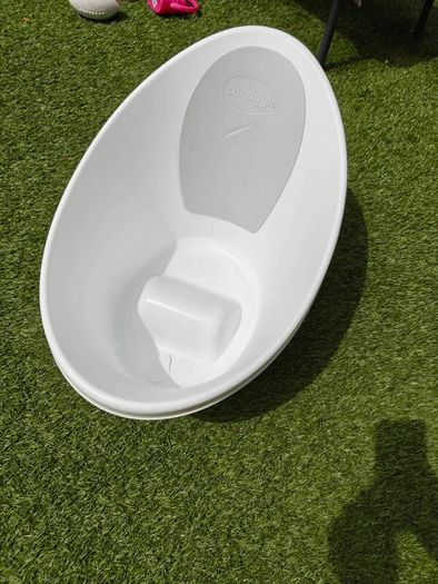 Shnuggle Baby Bath Tub