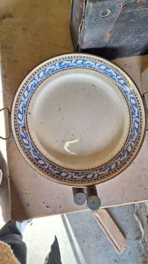 Vintage decorative plates