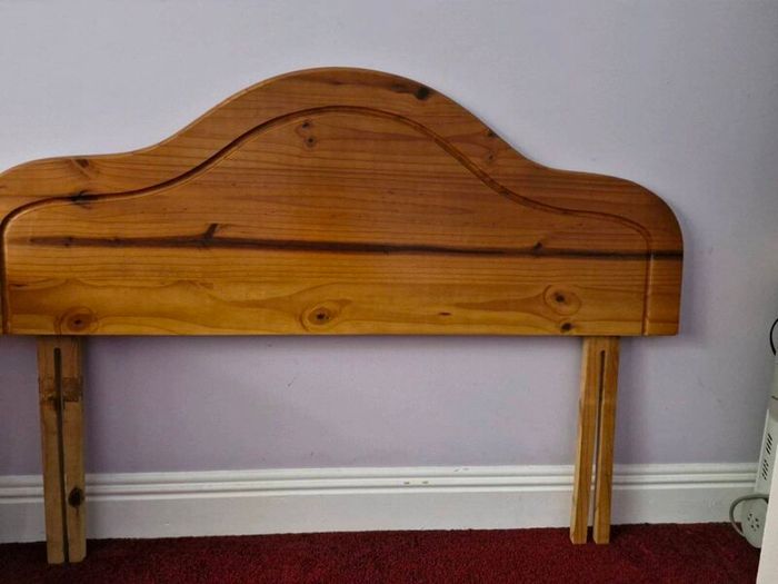 Headboard & locker