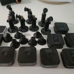 Blink camera system 7x cameras and 2 sync modules