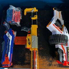 nerf guns and 50 plus bullets